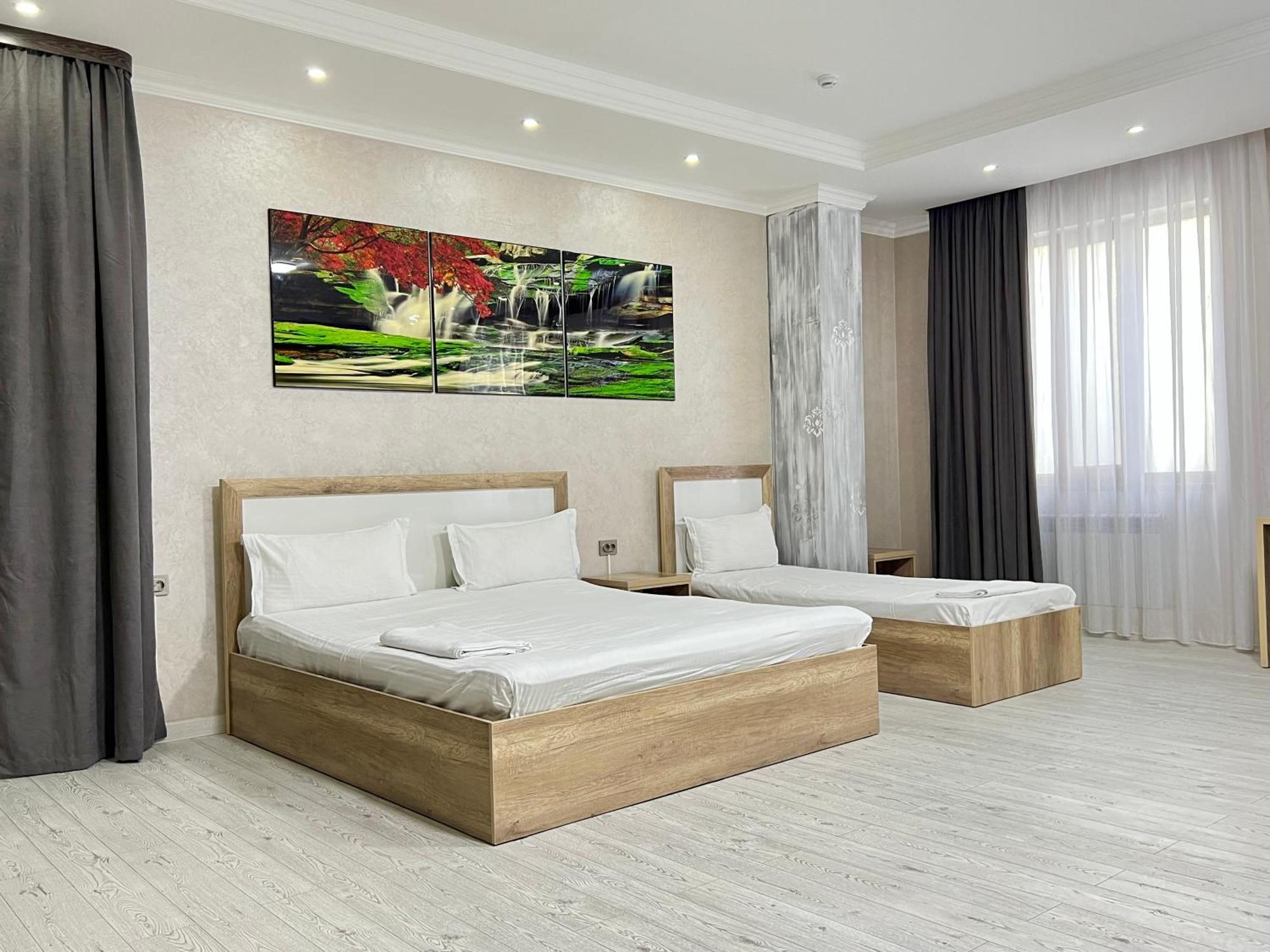 Dostar Inn Шимкент Екстериор снимка