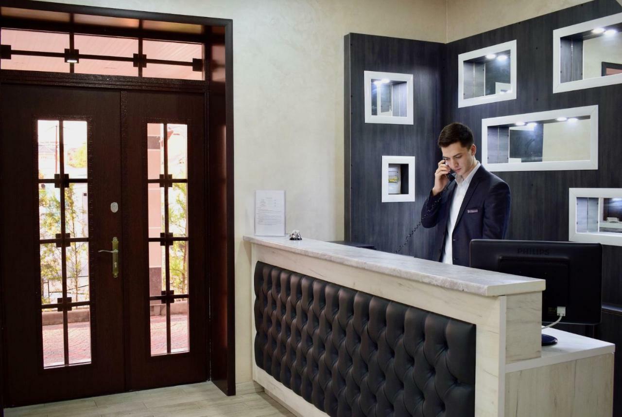 Dostar Inn Шимкент Екстериор снимка